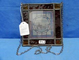 art nr: 643 vintage glas in lood raam met afbeelding ijs tafereel