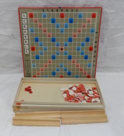 art nr: 981 vintage gezinsspel Scrabble