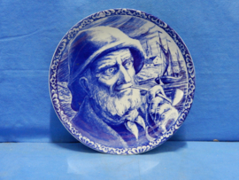 art nr: 782 vintage Delfts Blauwe schaal portret van een visser