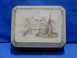 art nr: 455 oud blikken doosje