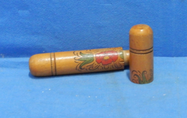 art nr: 1040 vintage houten haaknaalden koker