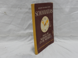 art nr: 951 vintage schoolatlas uit de jaren 60 voor kinderen