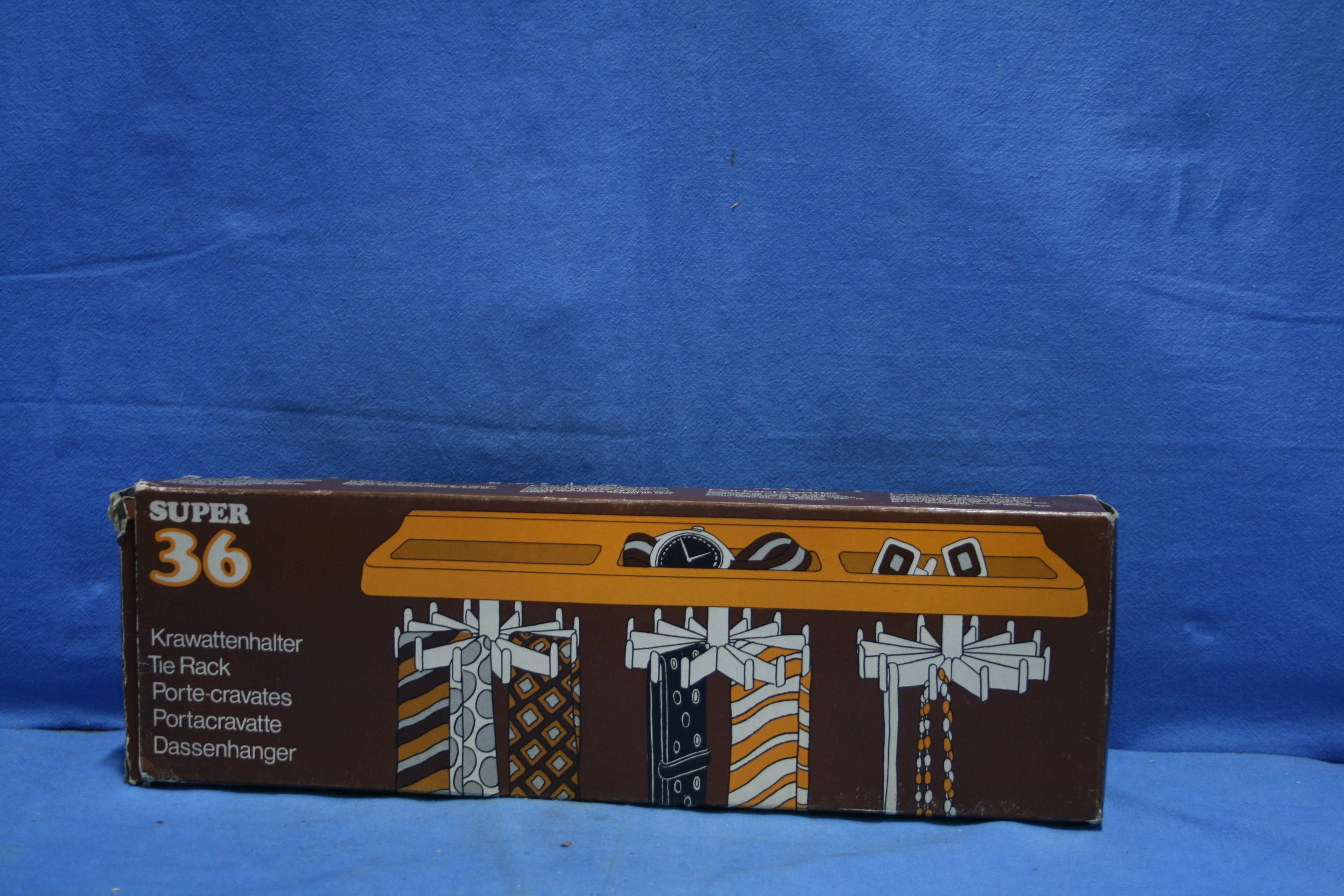 art nr: 1138 vintage stropdas sorteer hanger voor aan de muur