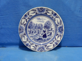art nr: 775 vintage Delfts Blauwe schaal van een appelboomgaard