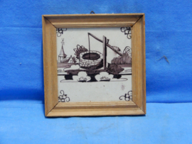art nr: 716 vintage wandtegeltjes ingelijst uit 1700-1750