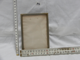 art nr: 962 antieke zilveren fotolijst met bol glas