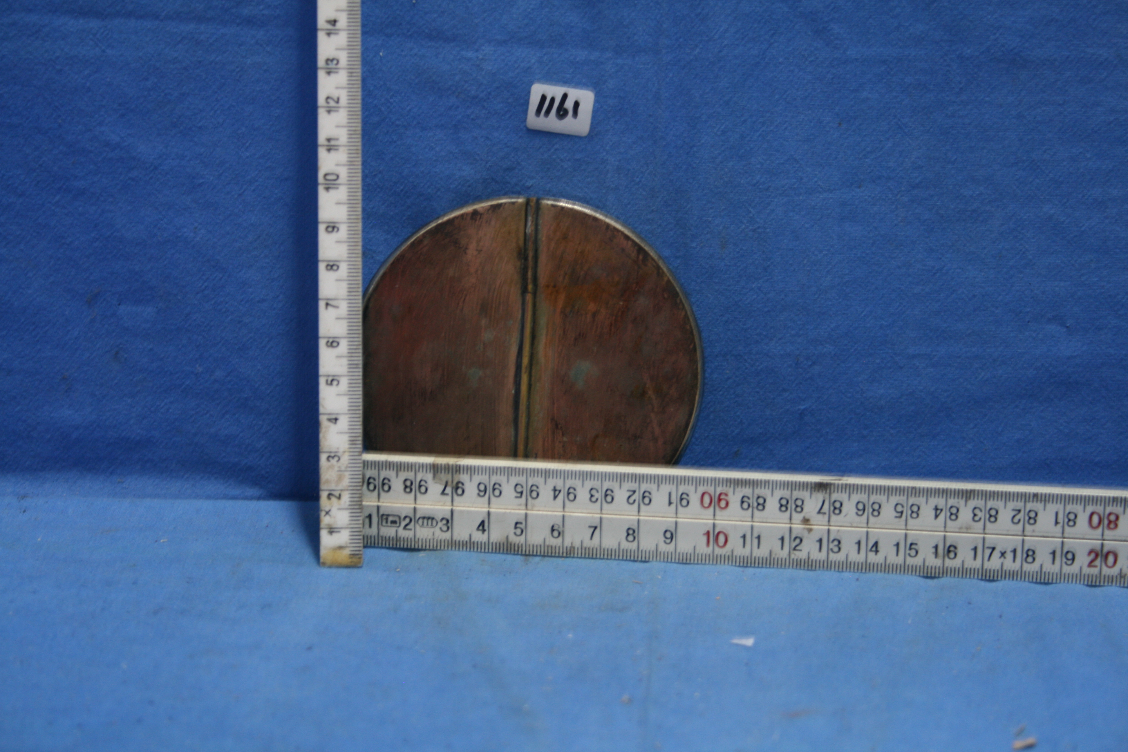 art nr: 1161 vintage metalen reis asbakje