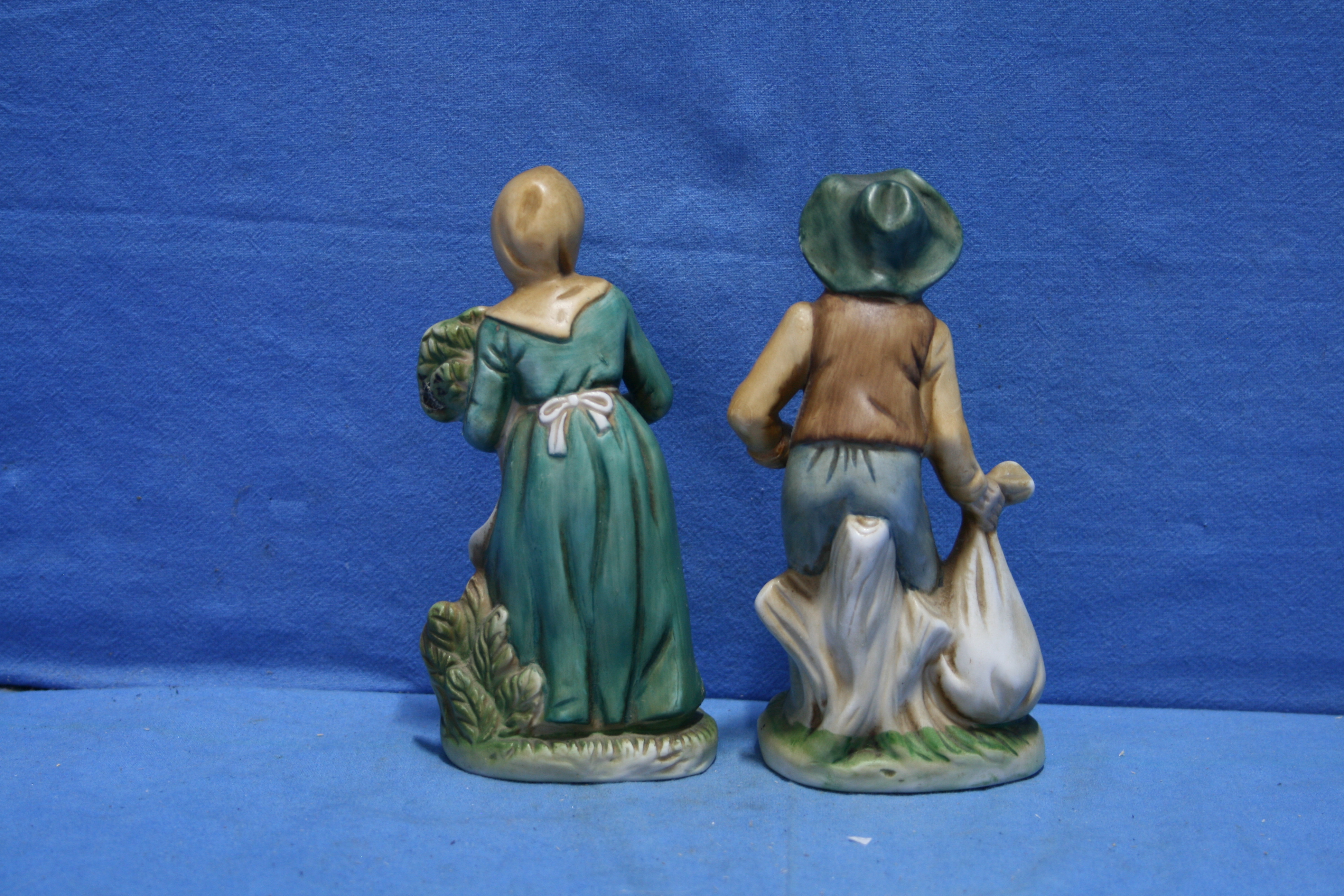 art nr: 1154 vintage beelden van een oude man en vrouw
