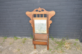 art nr: 926 antieke wandspiegel met kammenbakje