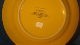 art nr: 185 vintage pts international set borden