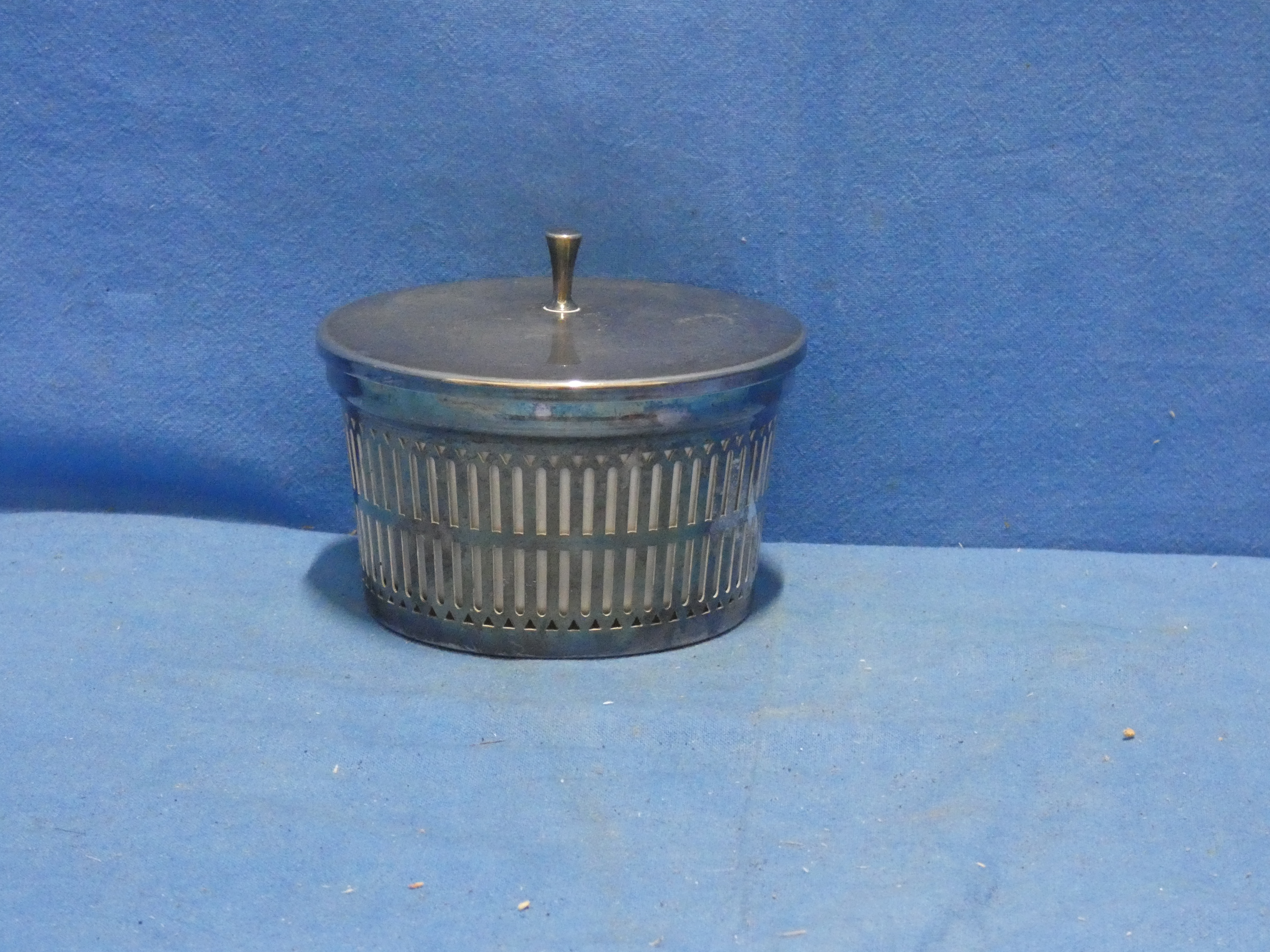 art nr: 1240 vintage zilveren filigranen Jampot met deksel