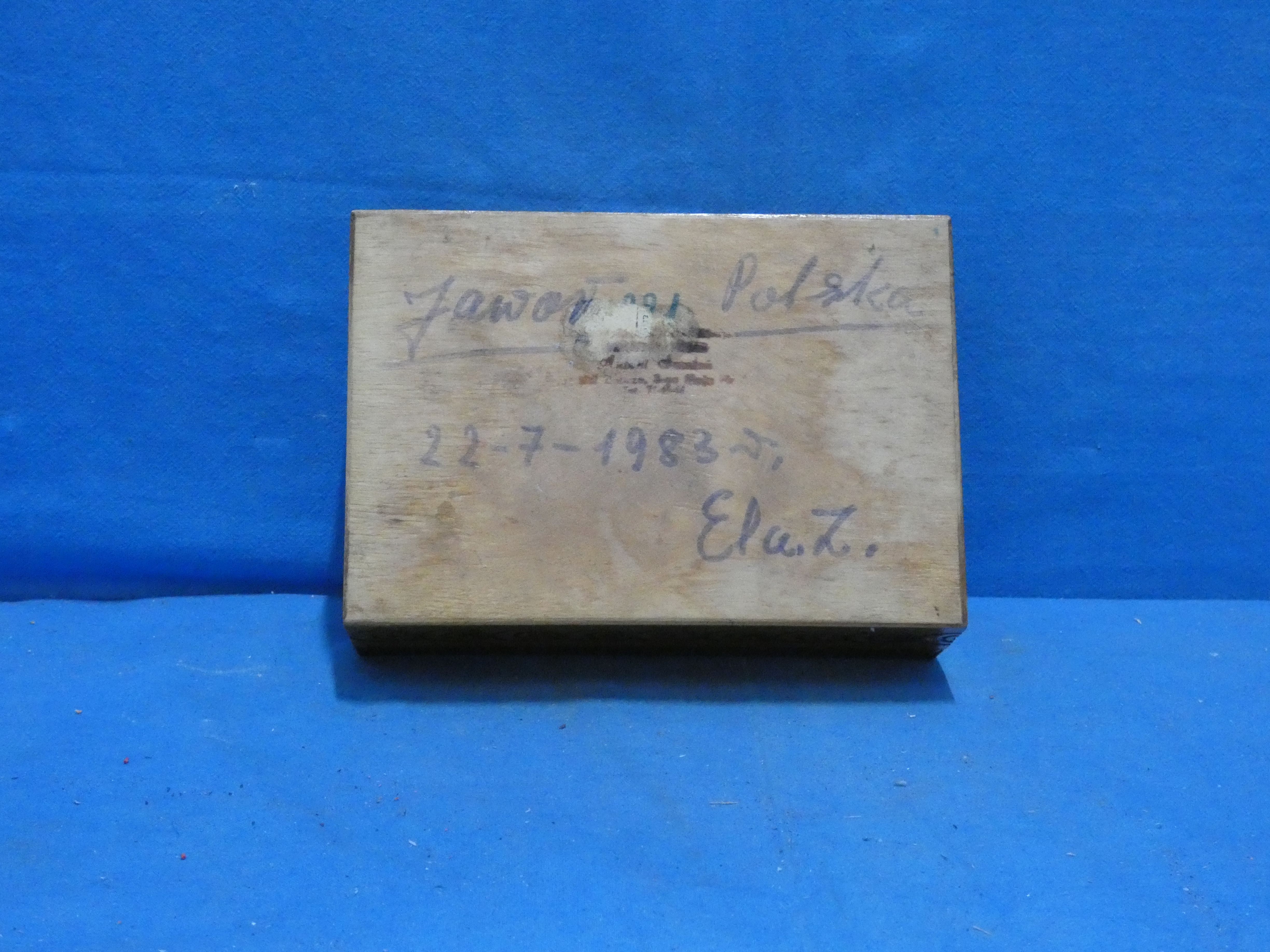 art nr: 1263 vintage houten opbergkistje uit Java