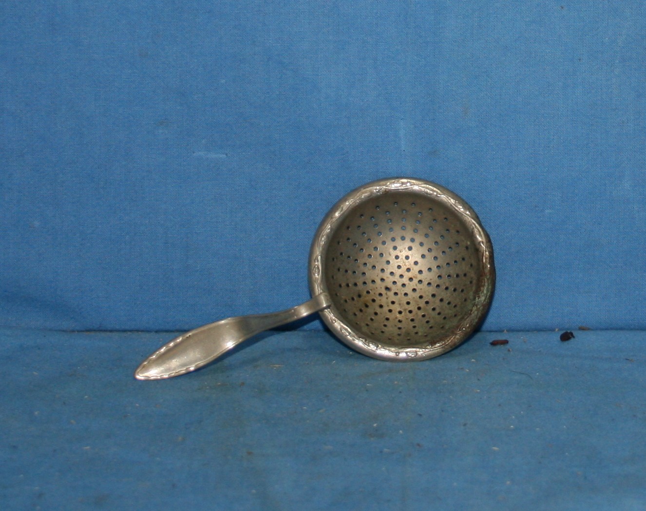 art nr: 98 vintage zilveren thee zeefje