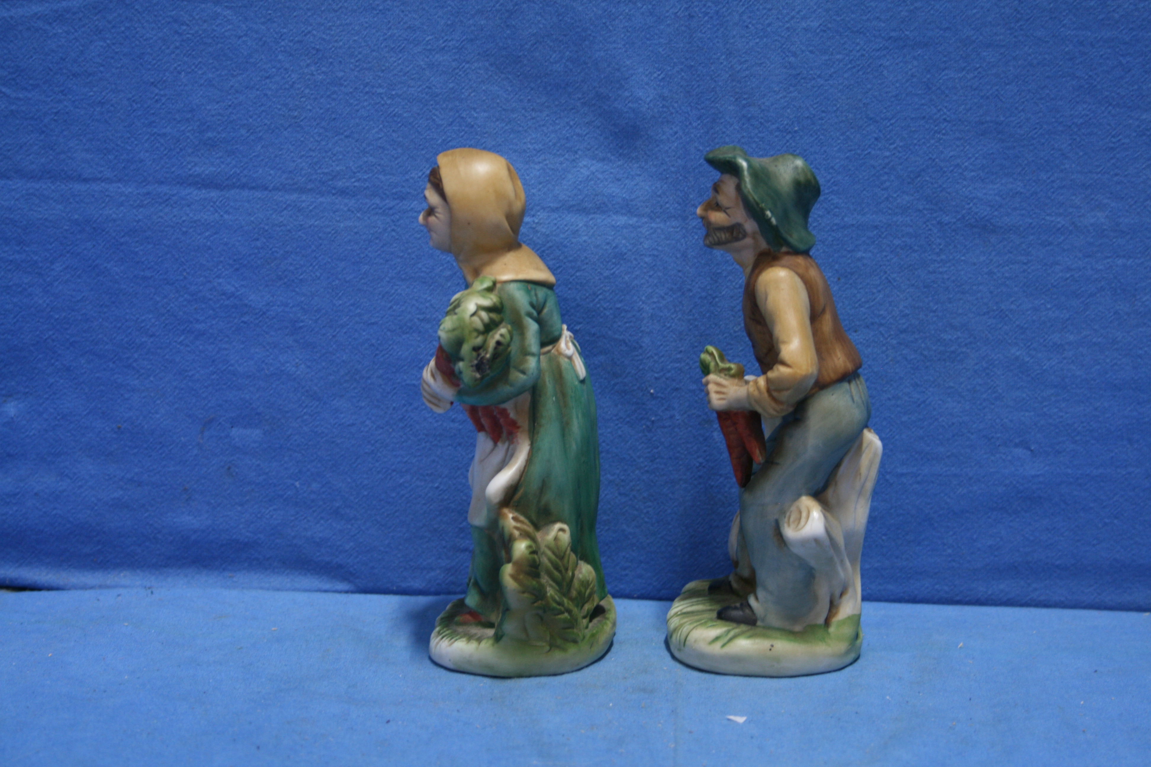 art nr: 1154 vintage beelden van een oude man en vrouw