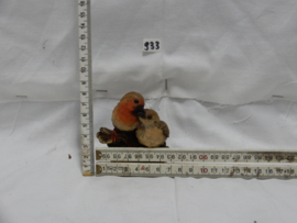art nr: 933 vintage GEWI beeldje van twee knuffelende vogels