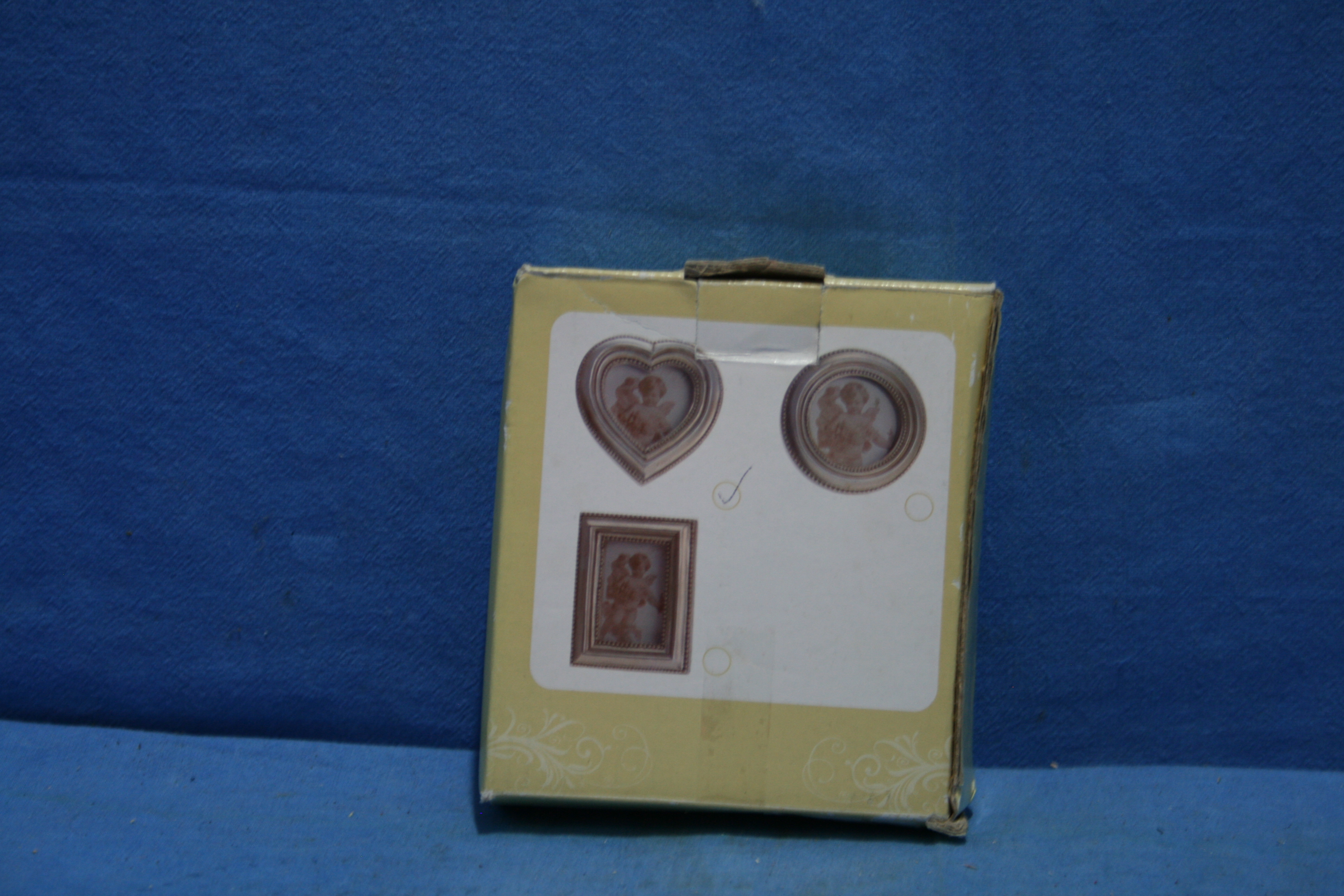 art nr: 1171 vintage verzilverde hartjes fotolijstje