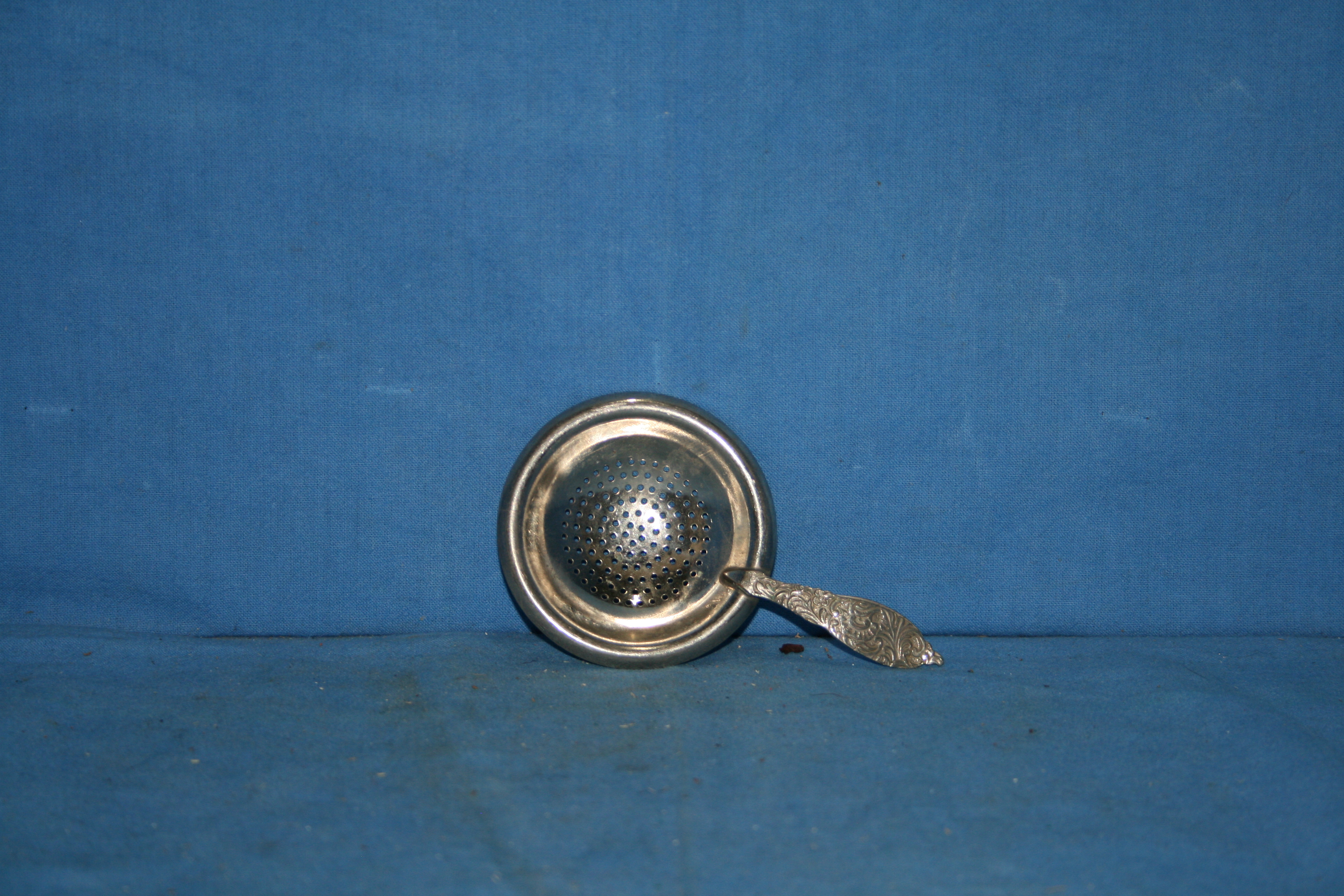 art nr: 1114 vintage zilveren thee zeefje