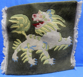 art nr: 568 vintage tafelkleedje met leeuw afbeelding