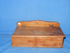 art nr: 778 vintage houten poetsdoos met klep