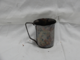 art nr: 942 vintage zilveren beker met monogram