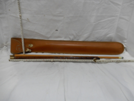 art nr: 1024 vintage biljartkeu in lederen hoes