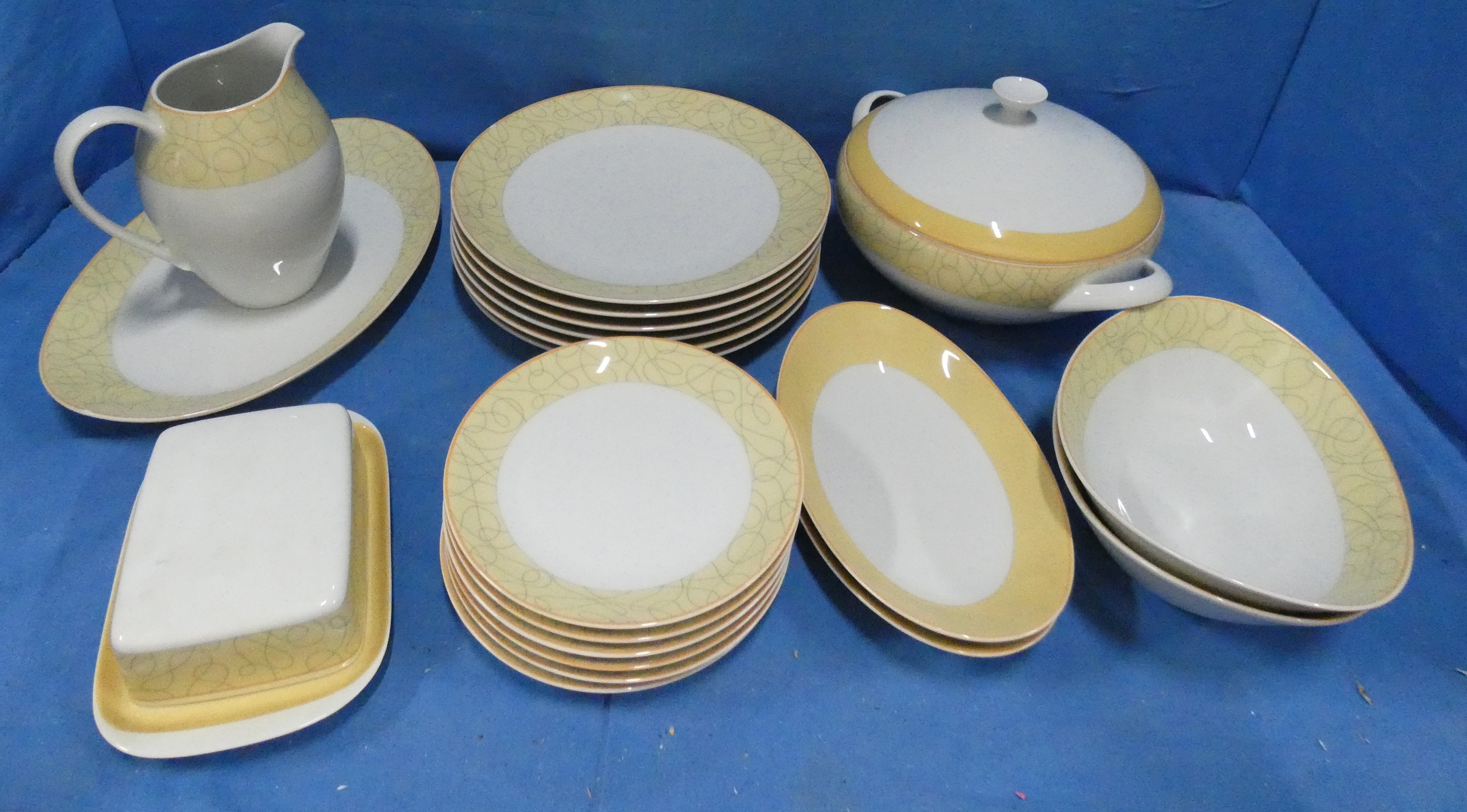 art nr: 1276 vintage 28 delig eetservies