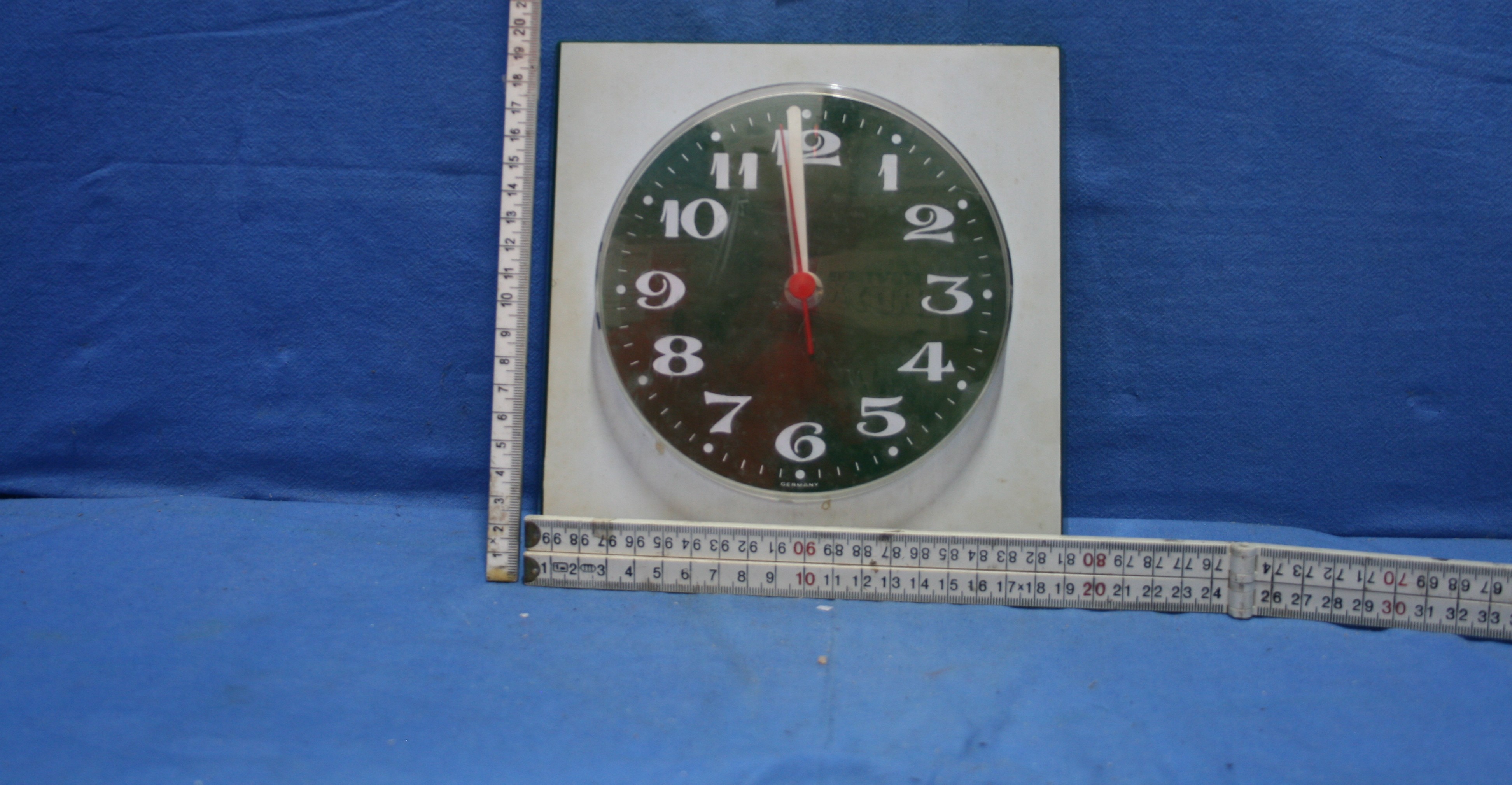art nr: 716 vintage wandklokje