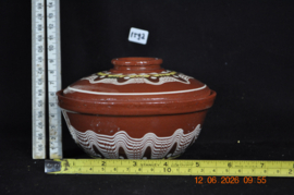 art nr: 1592 vintage Egyptische rood stenen pot met deksel