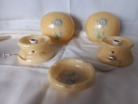 art nr: 534: antieke Alabaster tafellampen met asbak