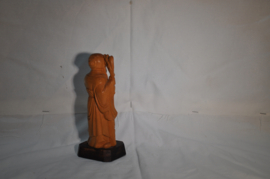 art nr: 906 vintage houten Chinees beeldje