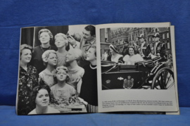 art nr: 873 vintage fotoalbum van Prinses Irene
