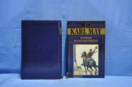 art nr: 879 vintage boekenserie van 6 boeken van Karl May