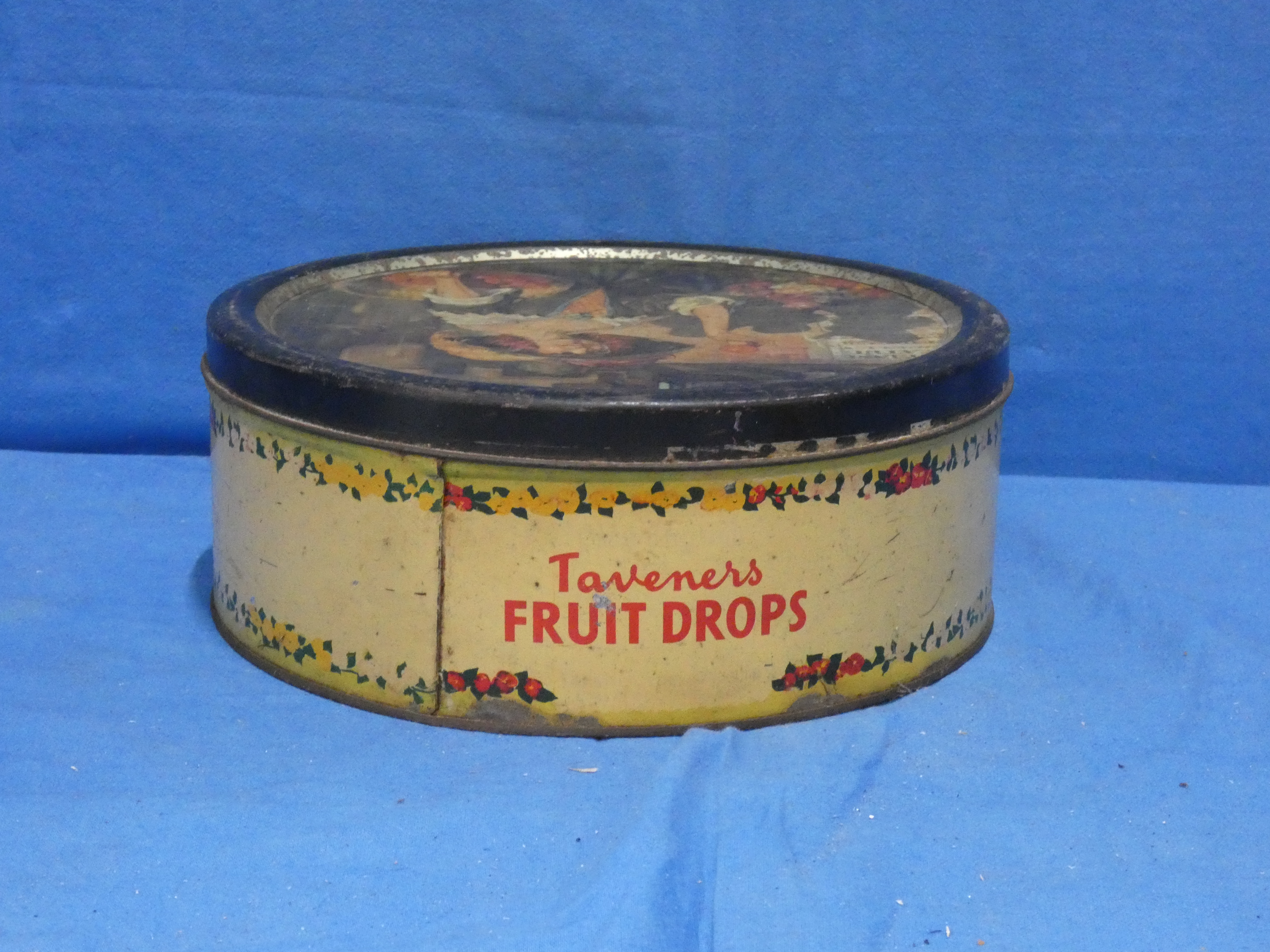art nr: 1212 antiek Taverners fruitdrop trommel