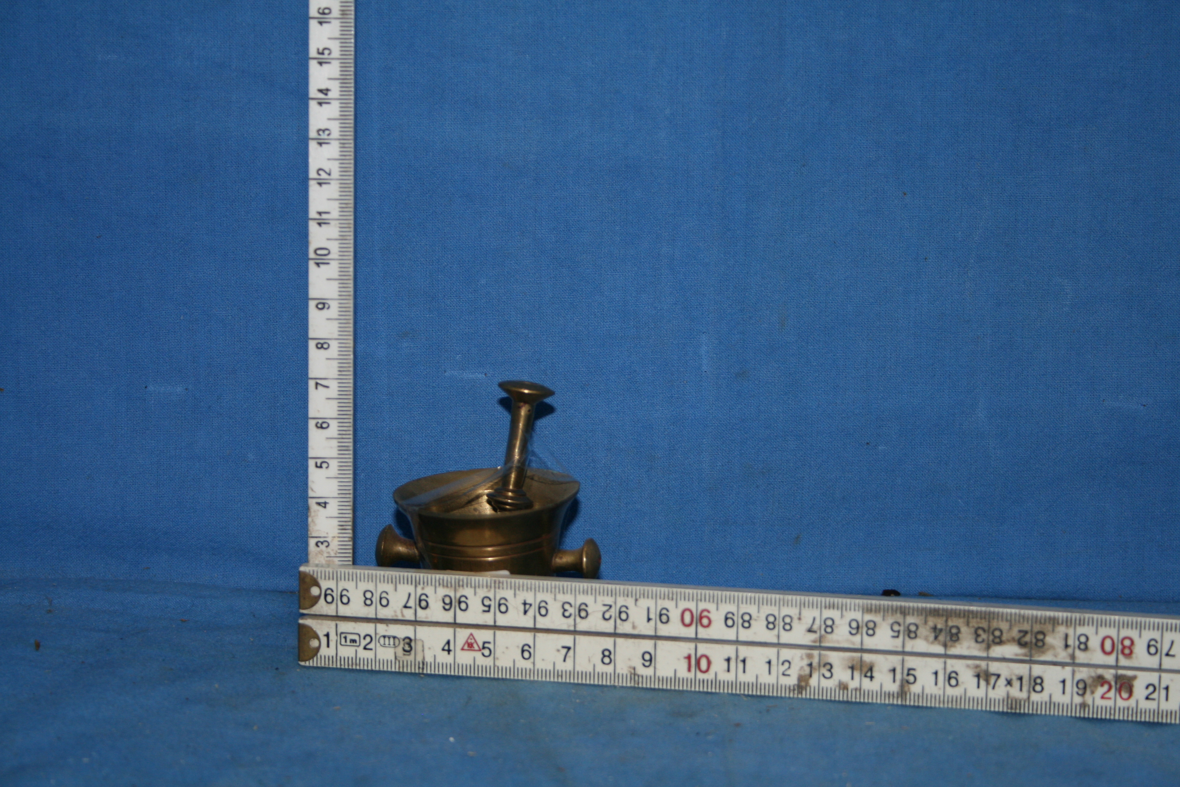 art nr: 1111 vintage koperen pillenstamper