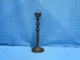 art nr: 1488 antieke bronzen kandelaar