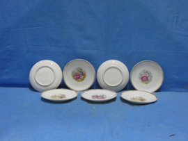 art nr: 1300 vintage set met 7 schalen met gouden rand