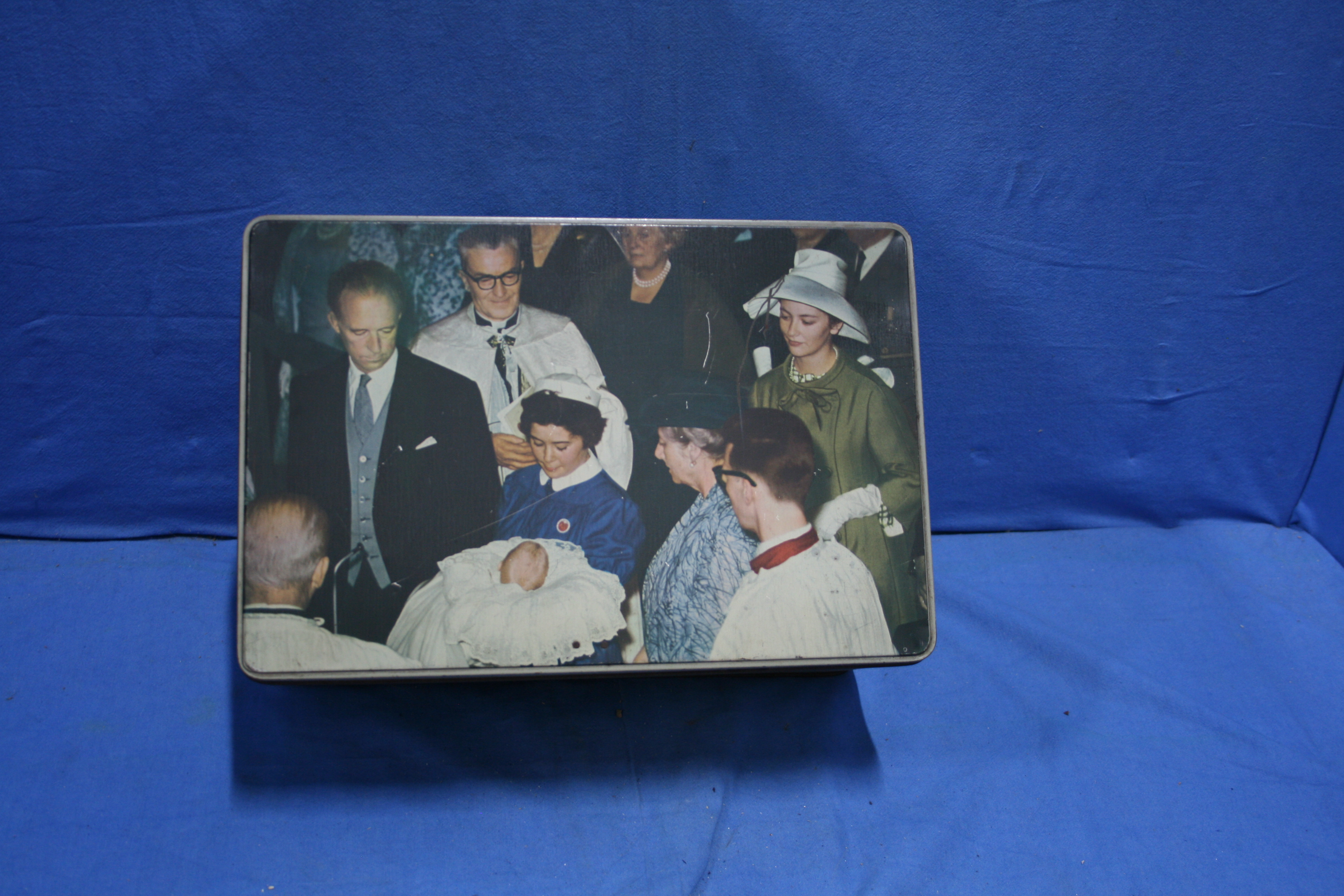 art nr: 715 vintage royalty koekjes trommel