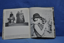 art nr: 872 vintage fotoalbum van Prinses Beatrix