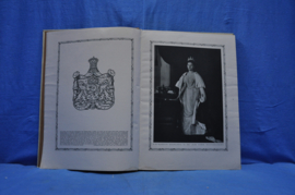 art nr: 876 vintage gedenkboek van Koningin Wilhelmina
