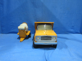 art nr: 1411 vintage Tonka Bakwagen met Aanhanger (schaalmodel)