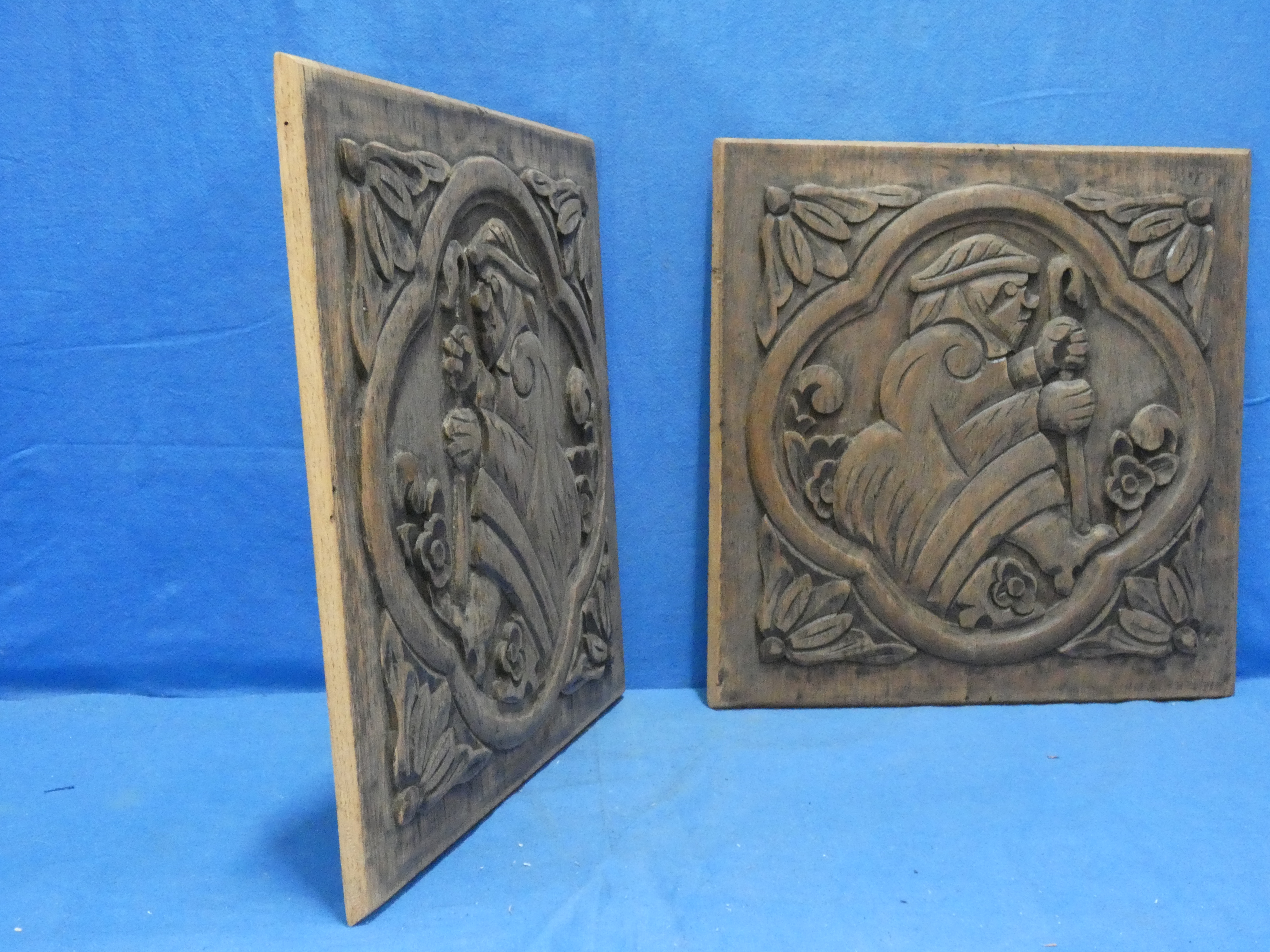 art nr: 187 vintage 2 houten handgesneden plaques