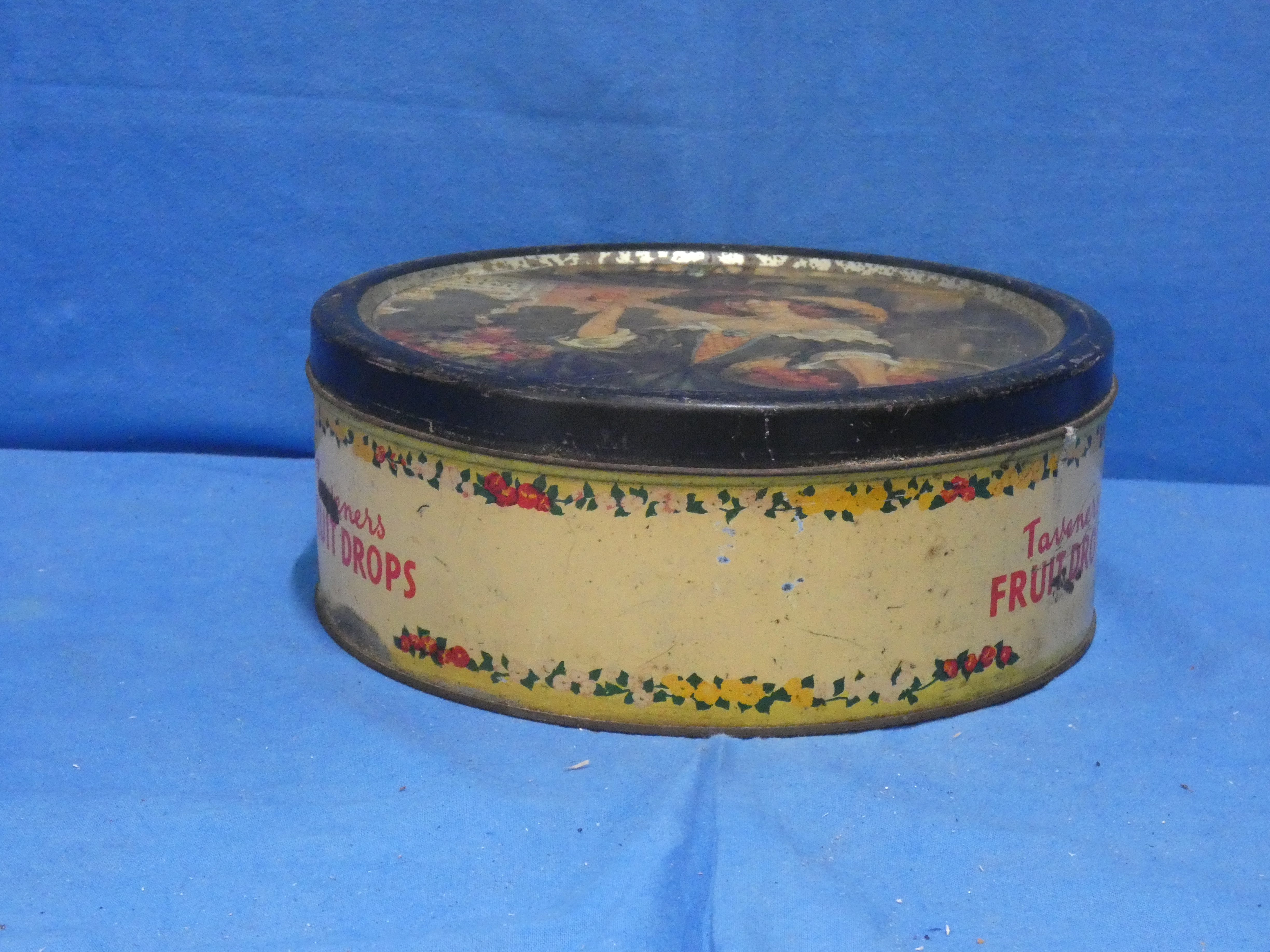 art nr: 1212 antiek Taverners fruitdrop trommel