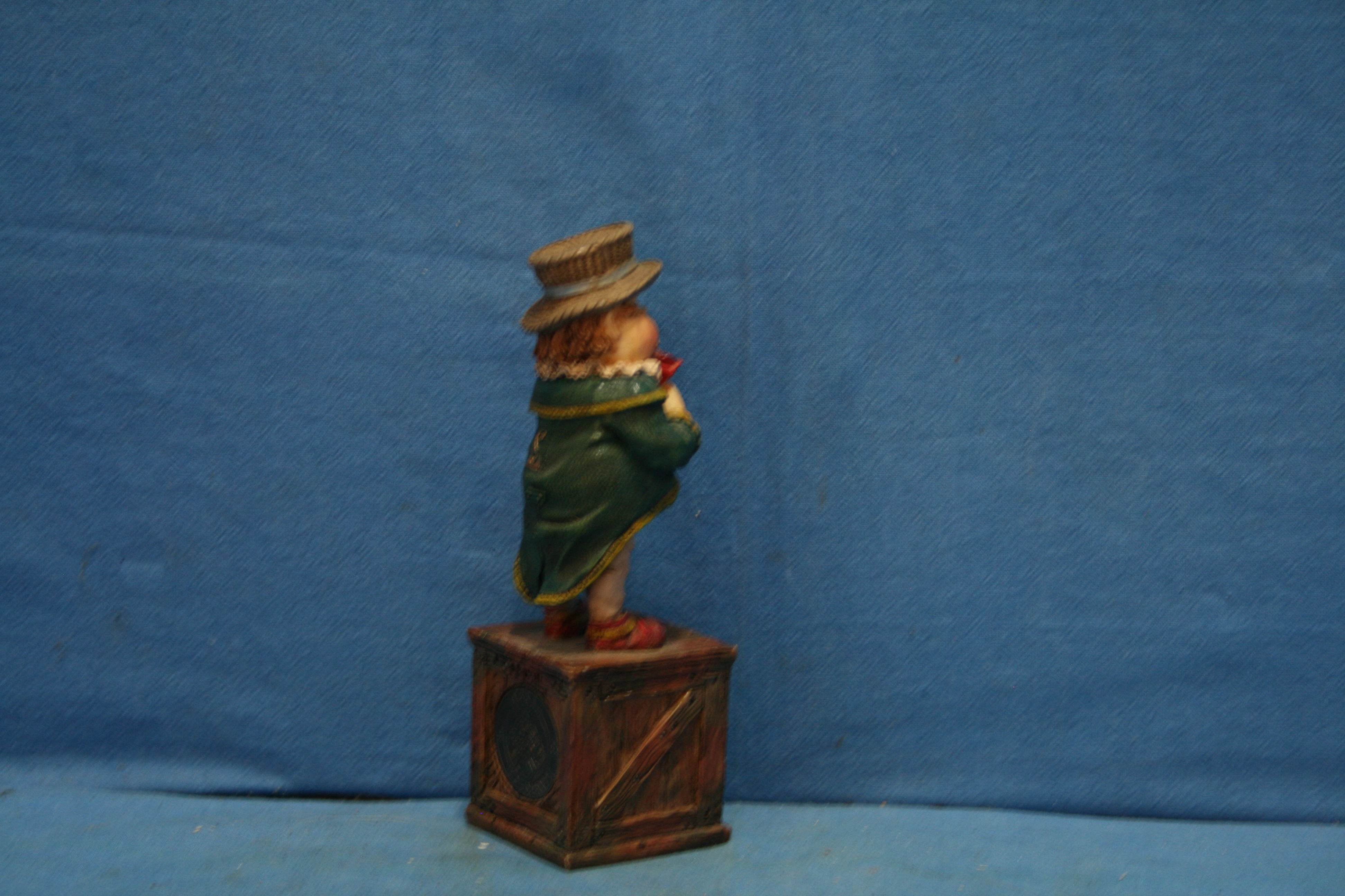 art nr: 1150 vintage Efteling Laaf met letter R