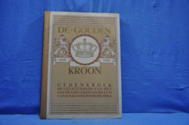 art nr: 876 vintage gedenkboek van Koningin Wilhelmina