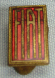 art nr 62 vintage broche van Fiat