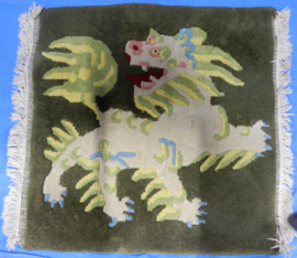art nr: 568 vintage tafelkleedje met leeuw afbeelding