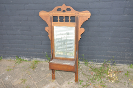 art nr: 926 antieke wandspiegel met kammenbakje