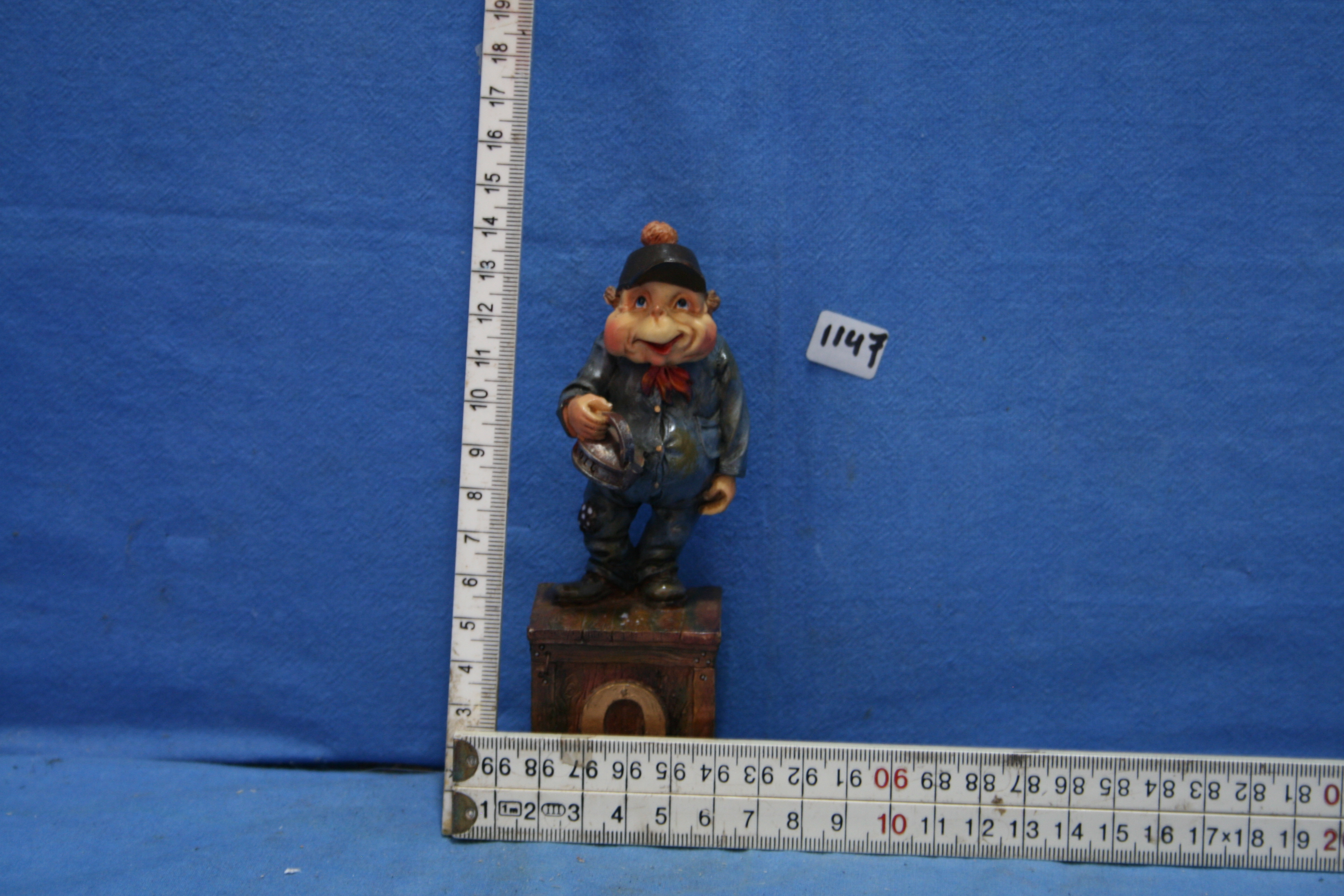 art nr: 1147 vintage Efteling Laaf met letter O