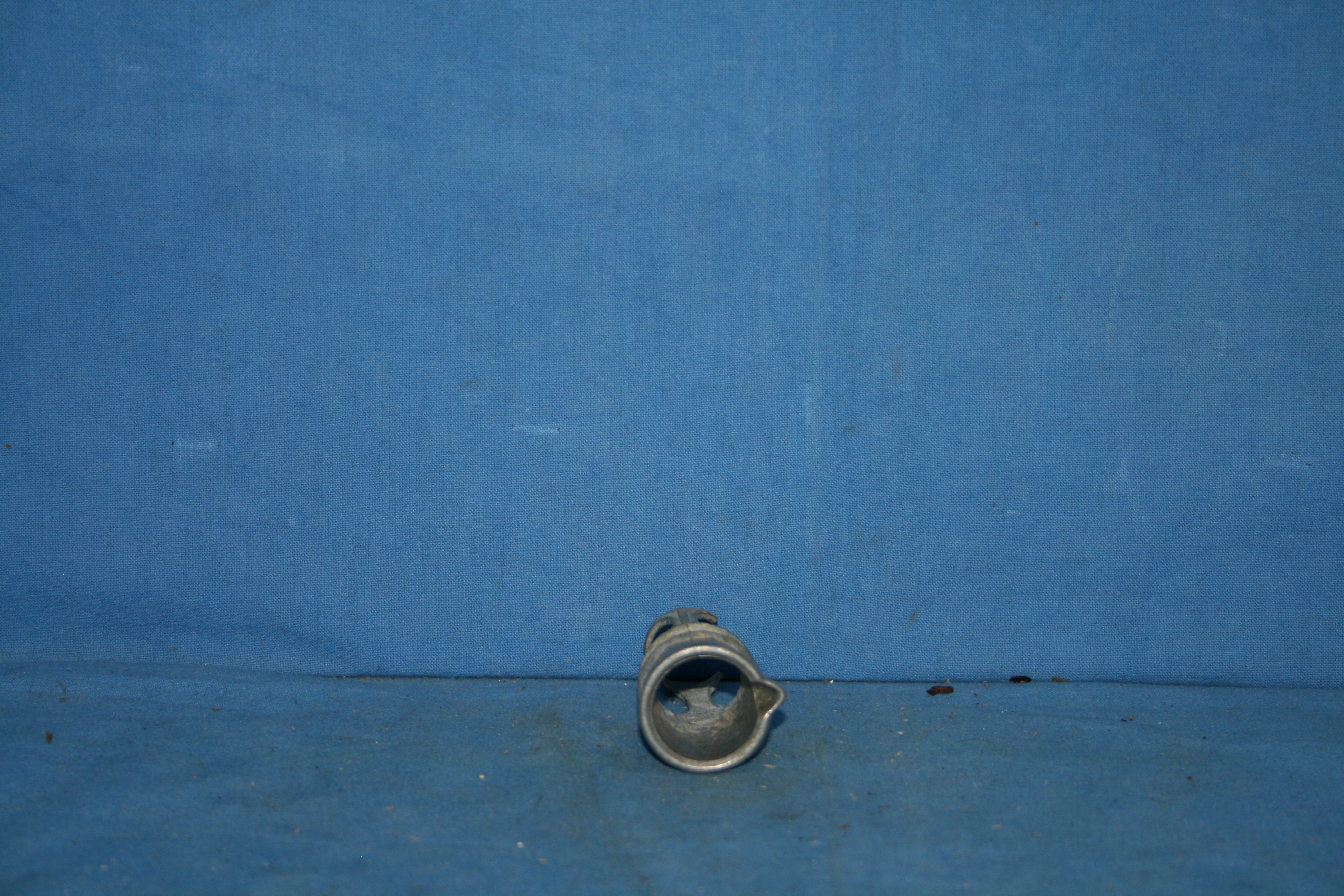 art nr: 1113 vintage aluminium Wijnschenk dop