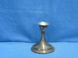 art nr: 433 vintage verzilverde kaarsenstandaard
